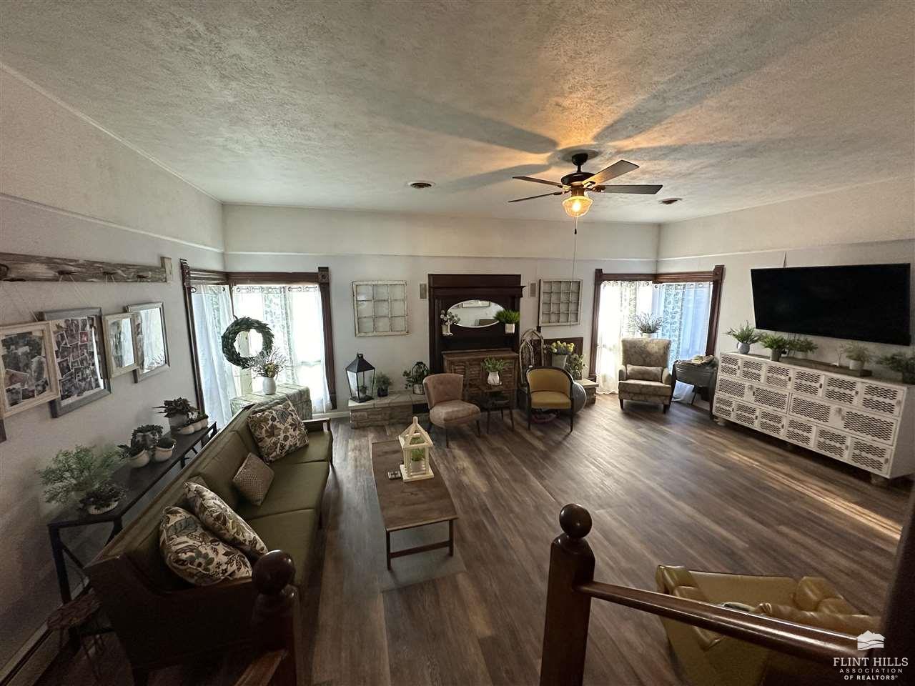 317 S Billings Street