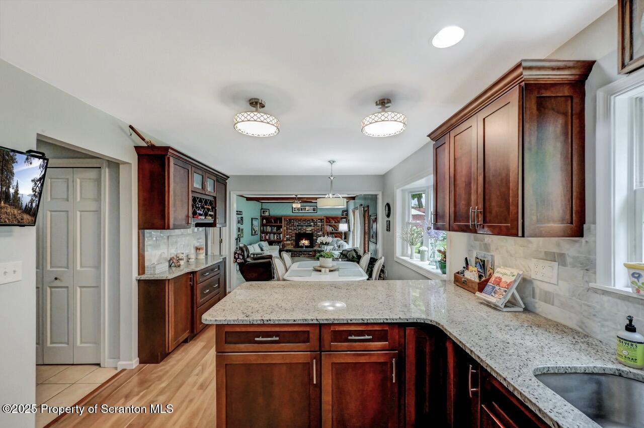 1001 Woodland Way