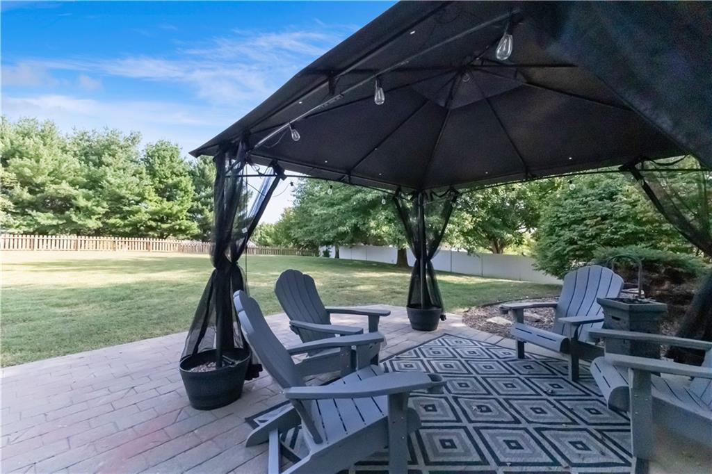 5208 Stoneridge Drive