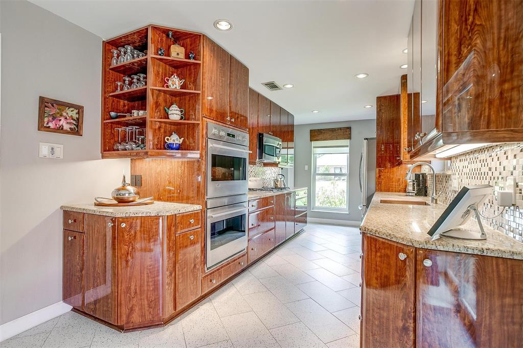 2321 Fountain Head Drive