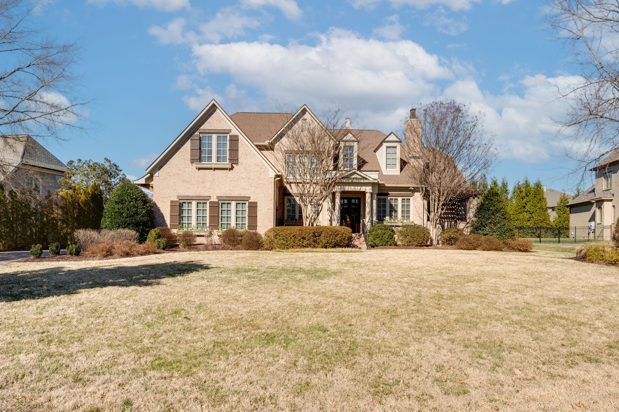 8 Spyglass Hl — sold June 1, 2026