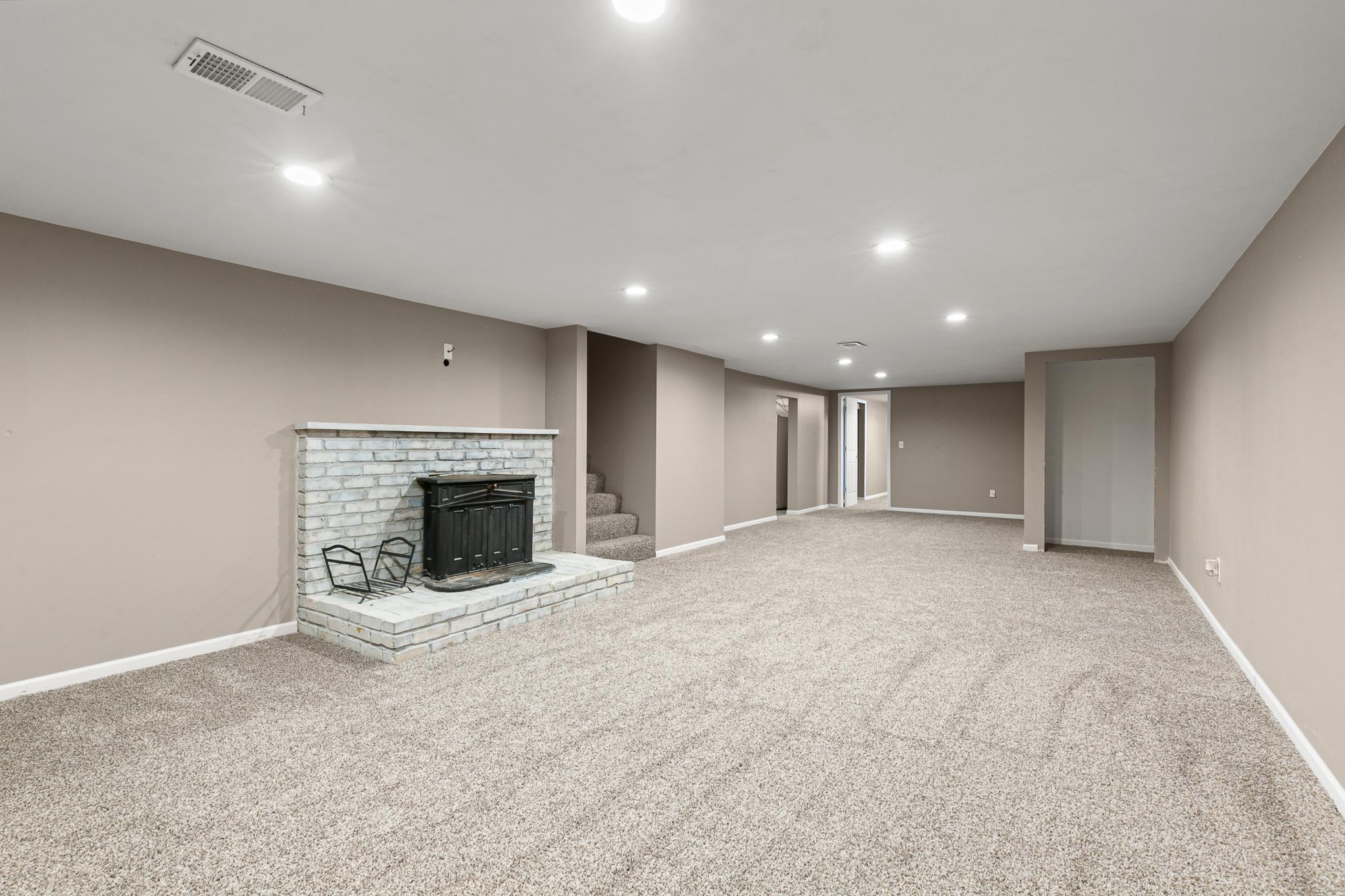 2640 Clearwater Road