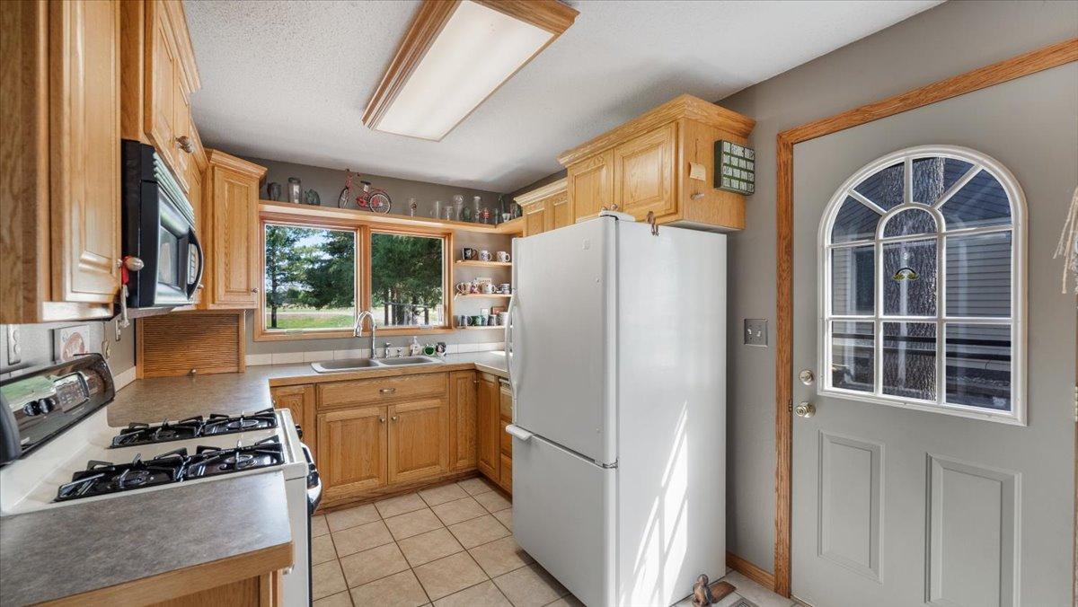 9597 County Road 146