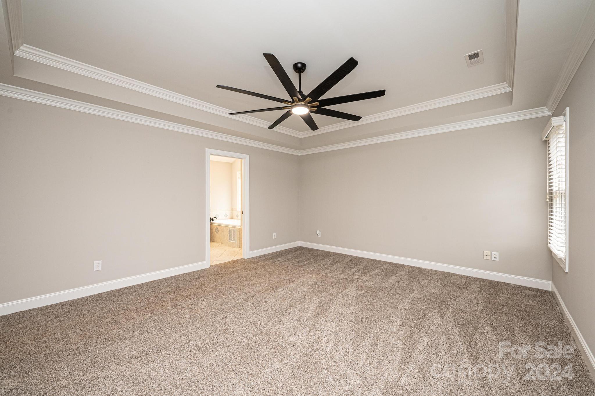 1021 38th Avenue NE 30