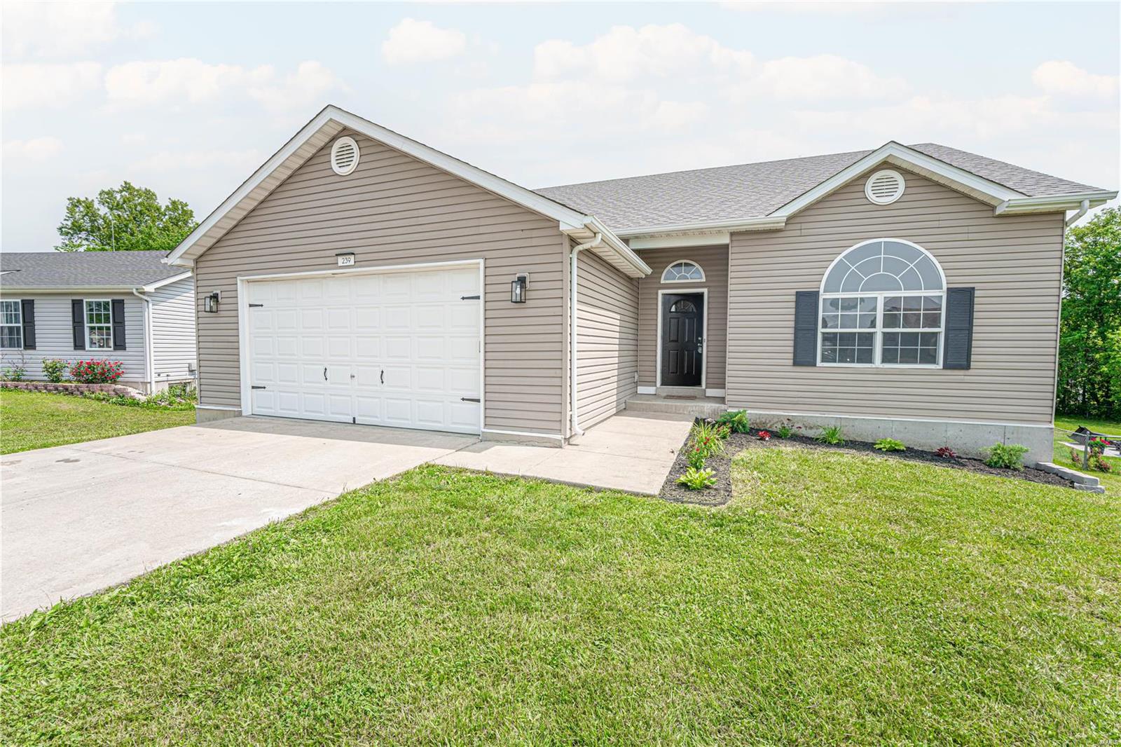 239 Conrad Circle Truesdale, Missouri 63380 23023651 New Melle