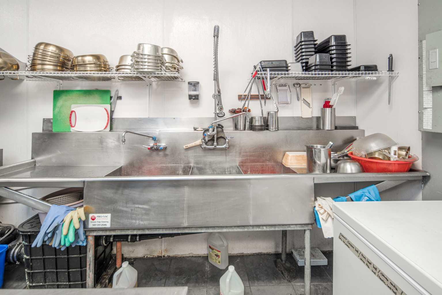 2111 Centre Street NW