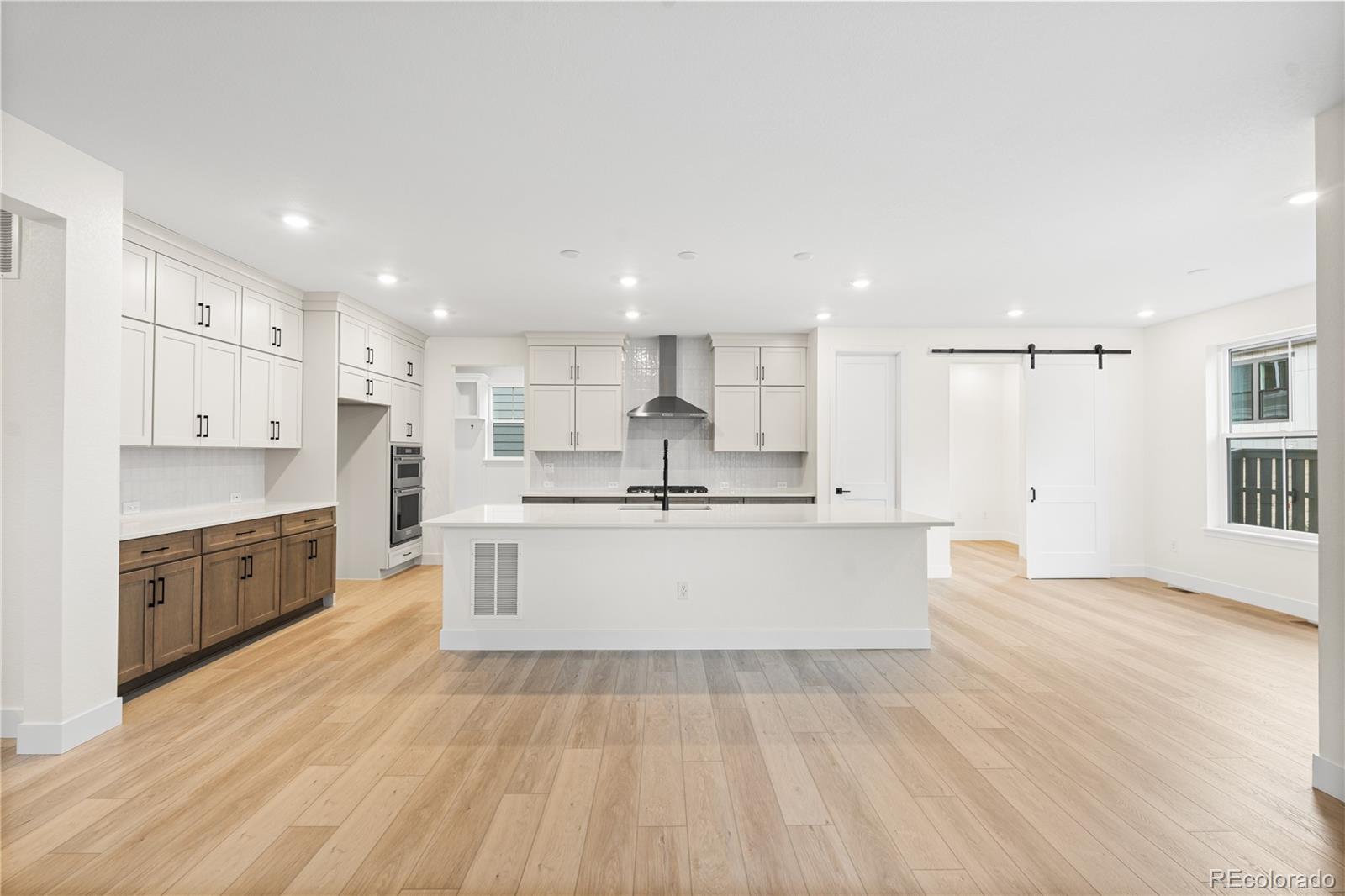 11245 Moonshimmer Street