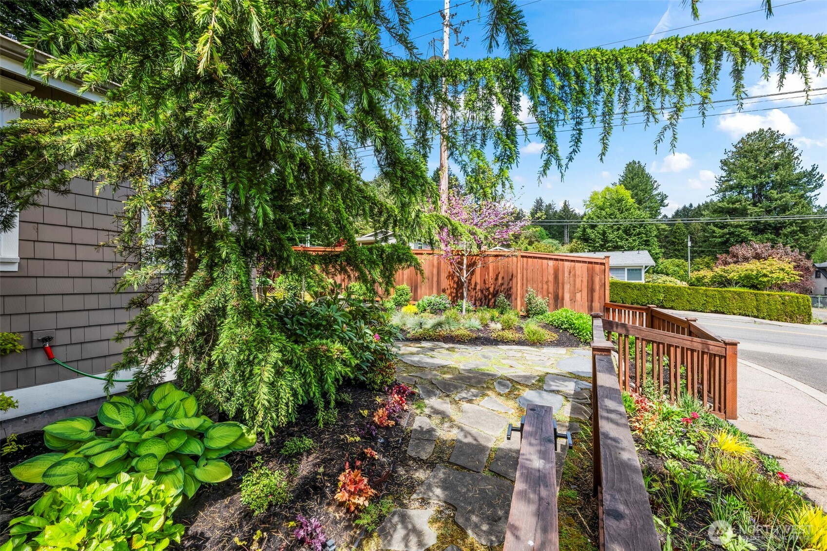 9520 Crescent Cove Place