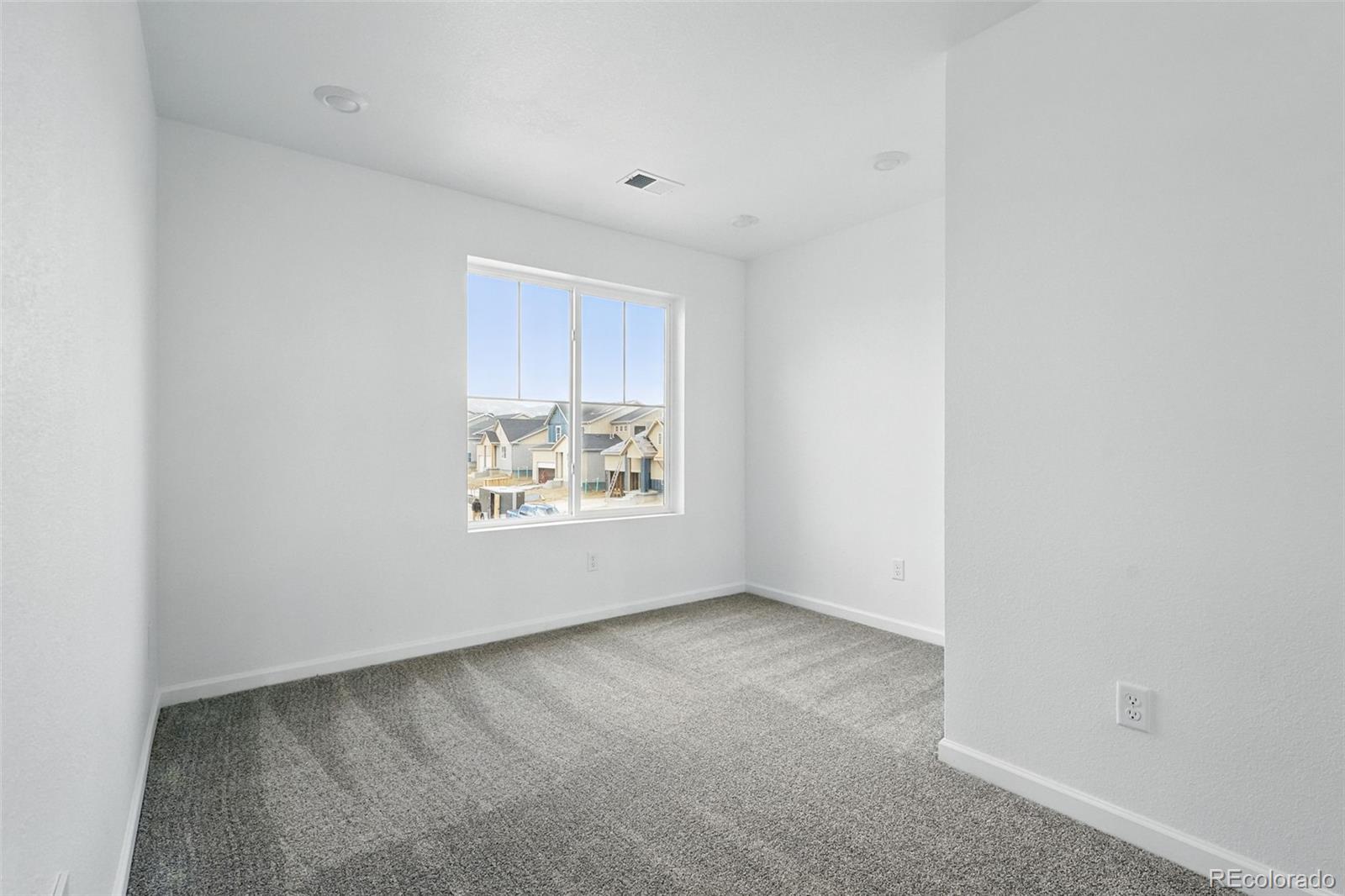 9344 Quartz Street