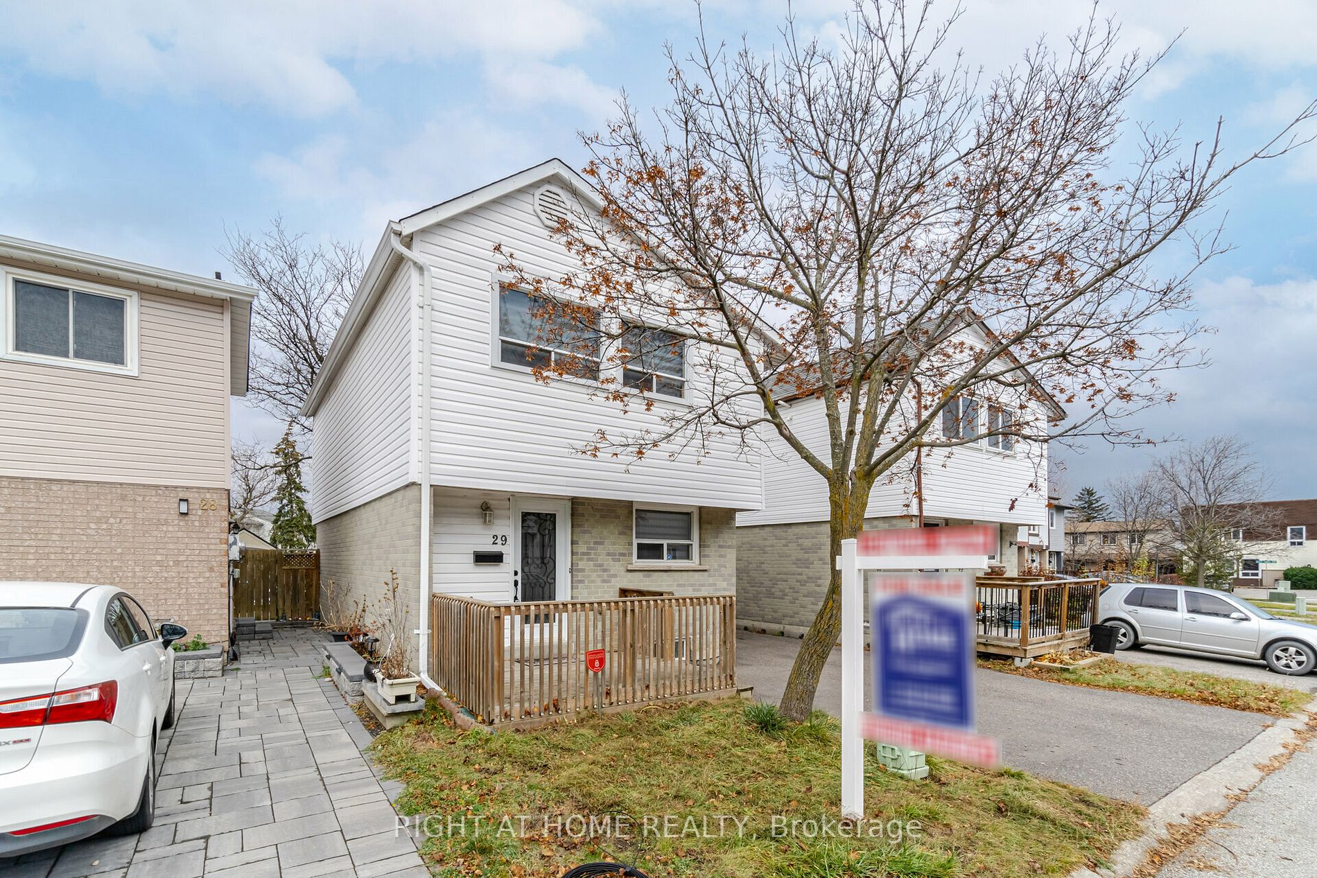 29 Gold Pine Crt