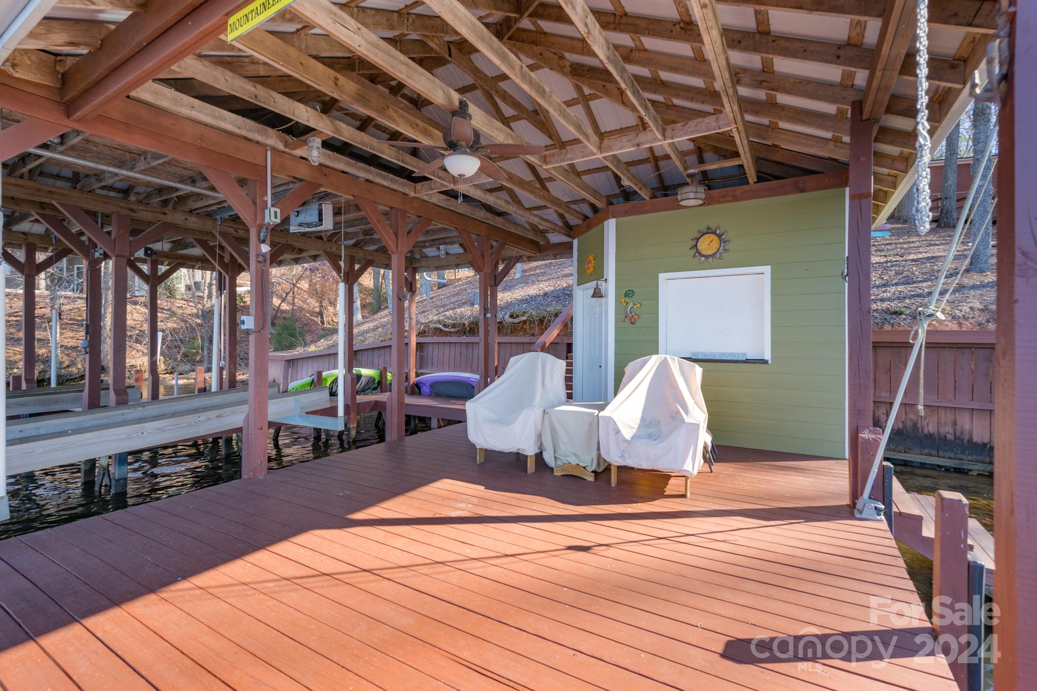 638 Deerfield Road