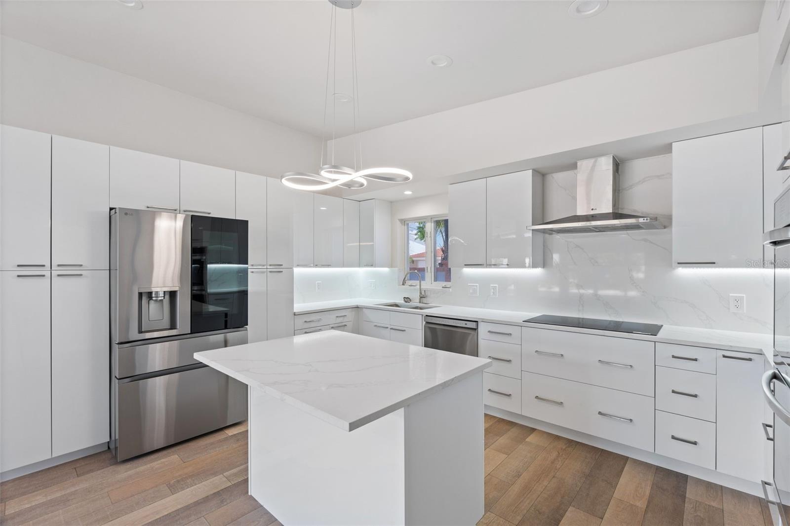 528 Key Royale Drive