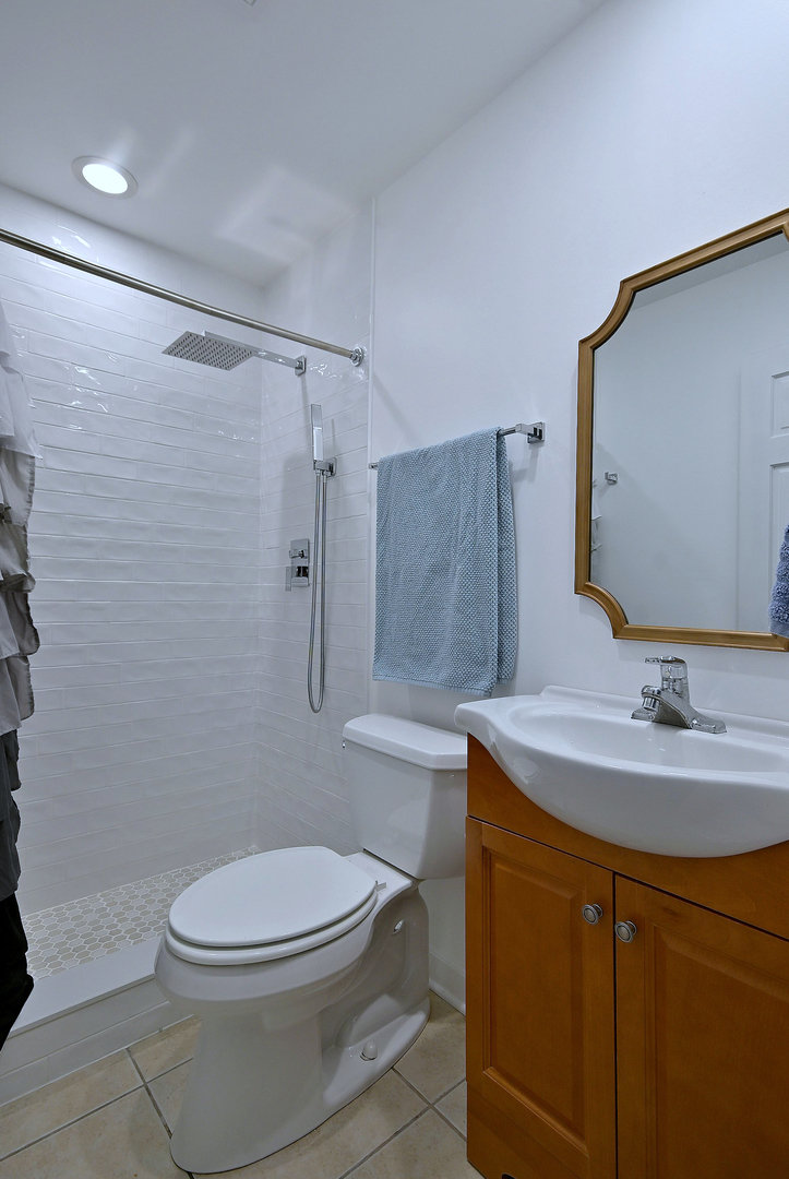 101 E Bryn Mawr Avenue