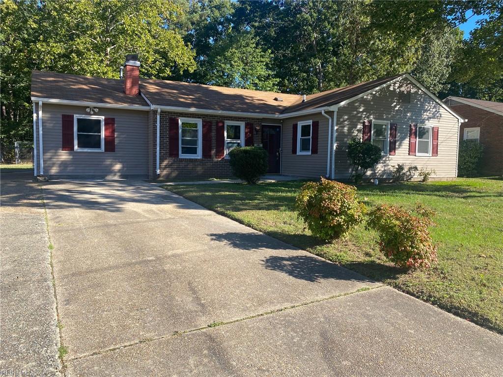 12 Chowan Place, Newport News, VA 23608