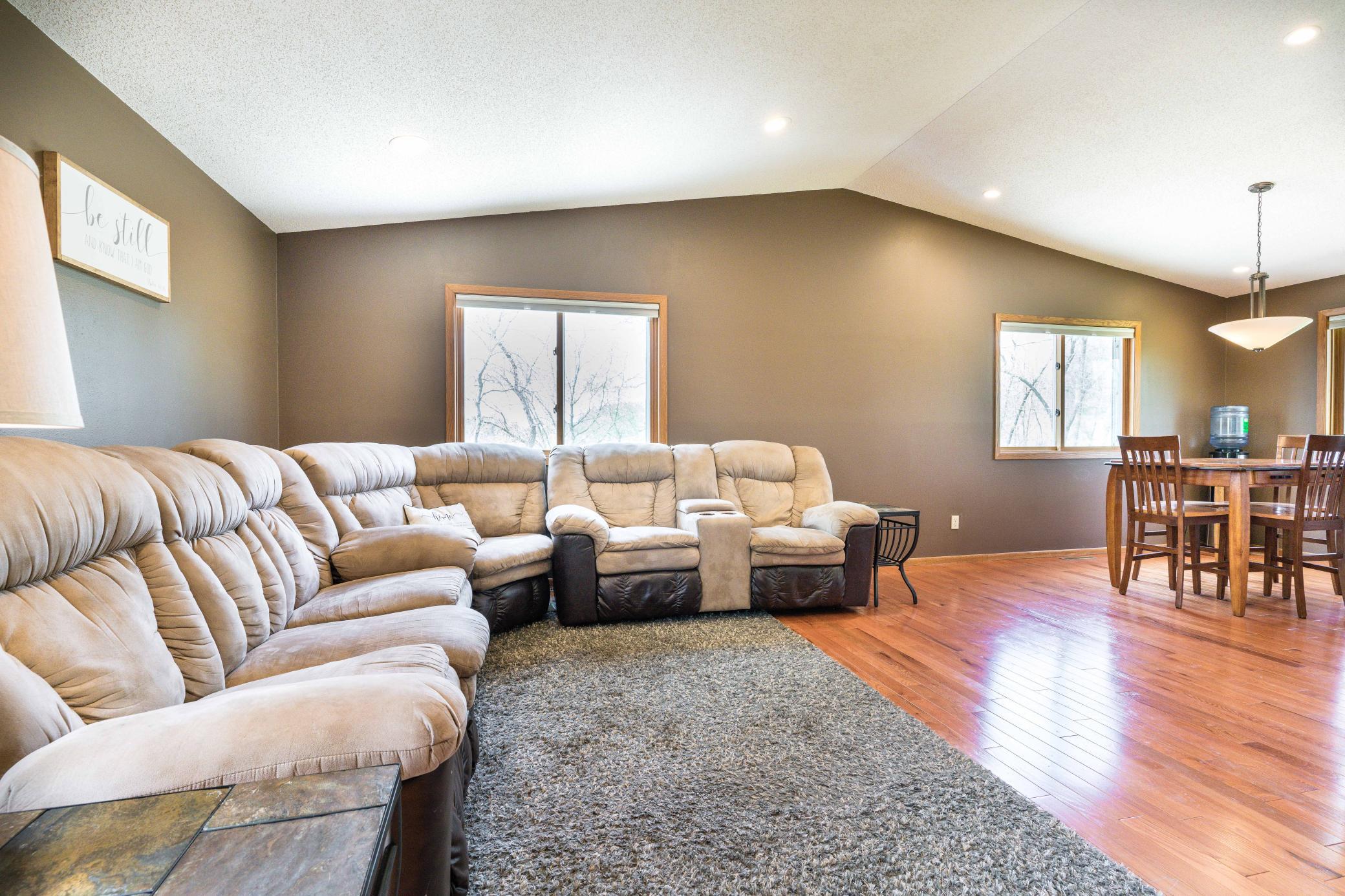 18739 County Highway 33