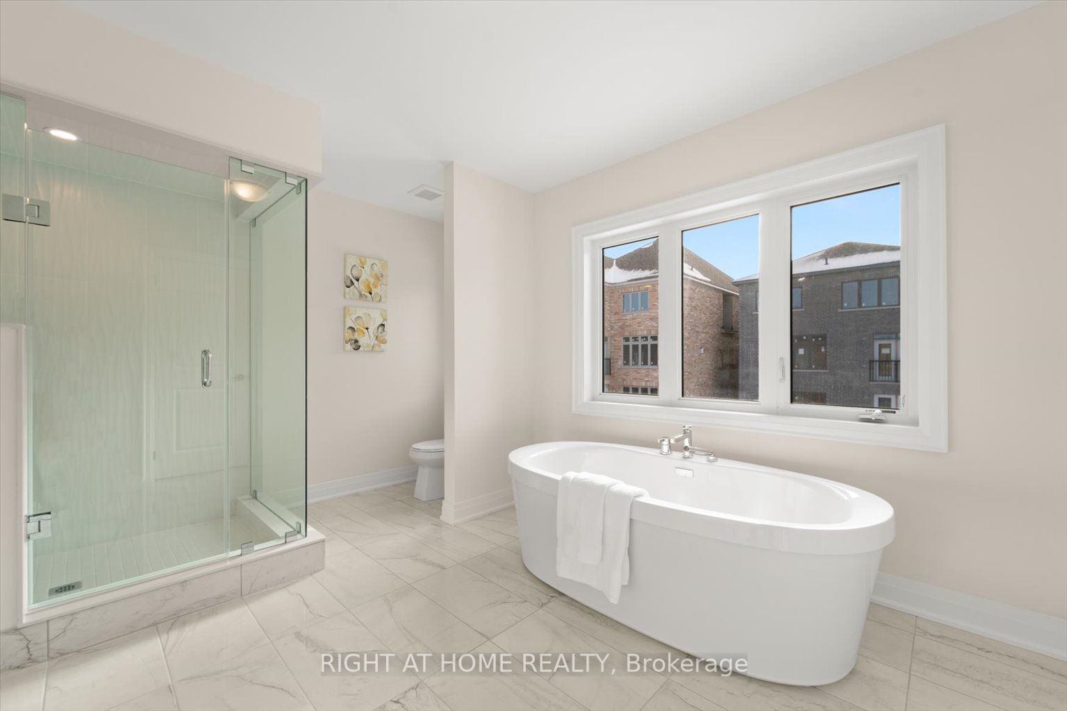 51 S Bowline Vista St