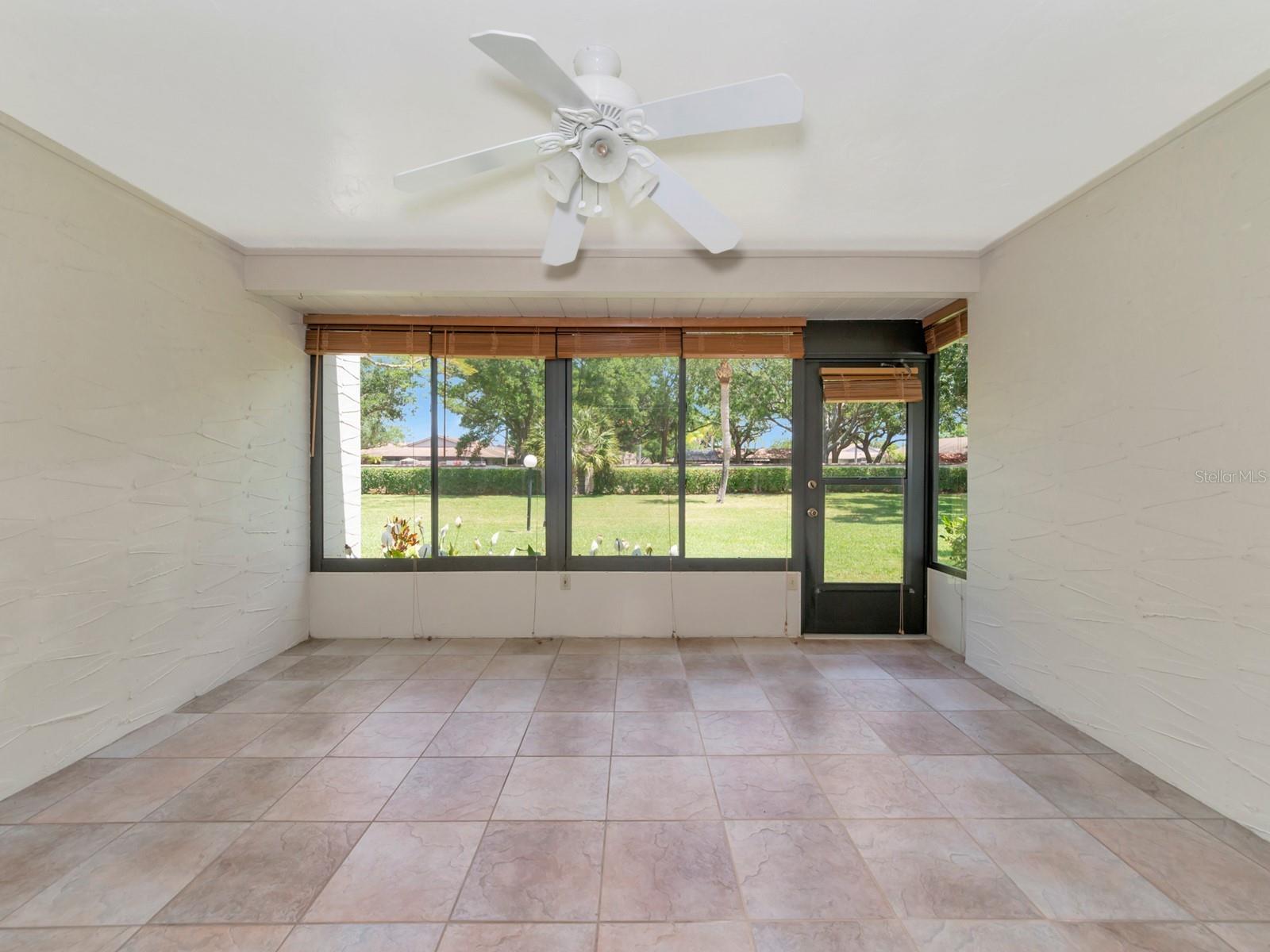 4503 Lake Vista Drive 4