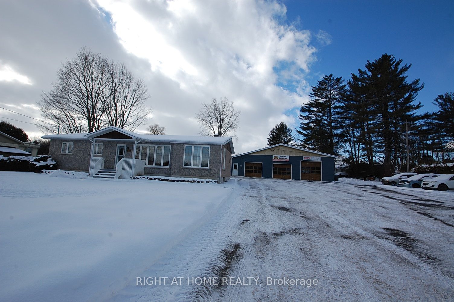 312 N Ramage Rd