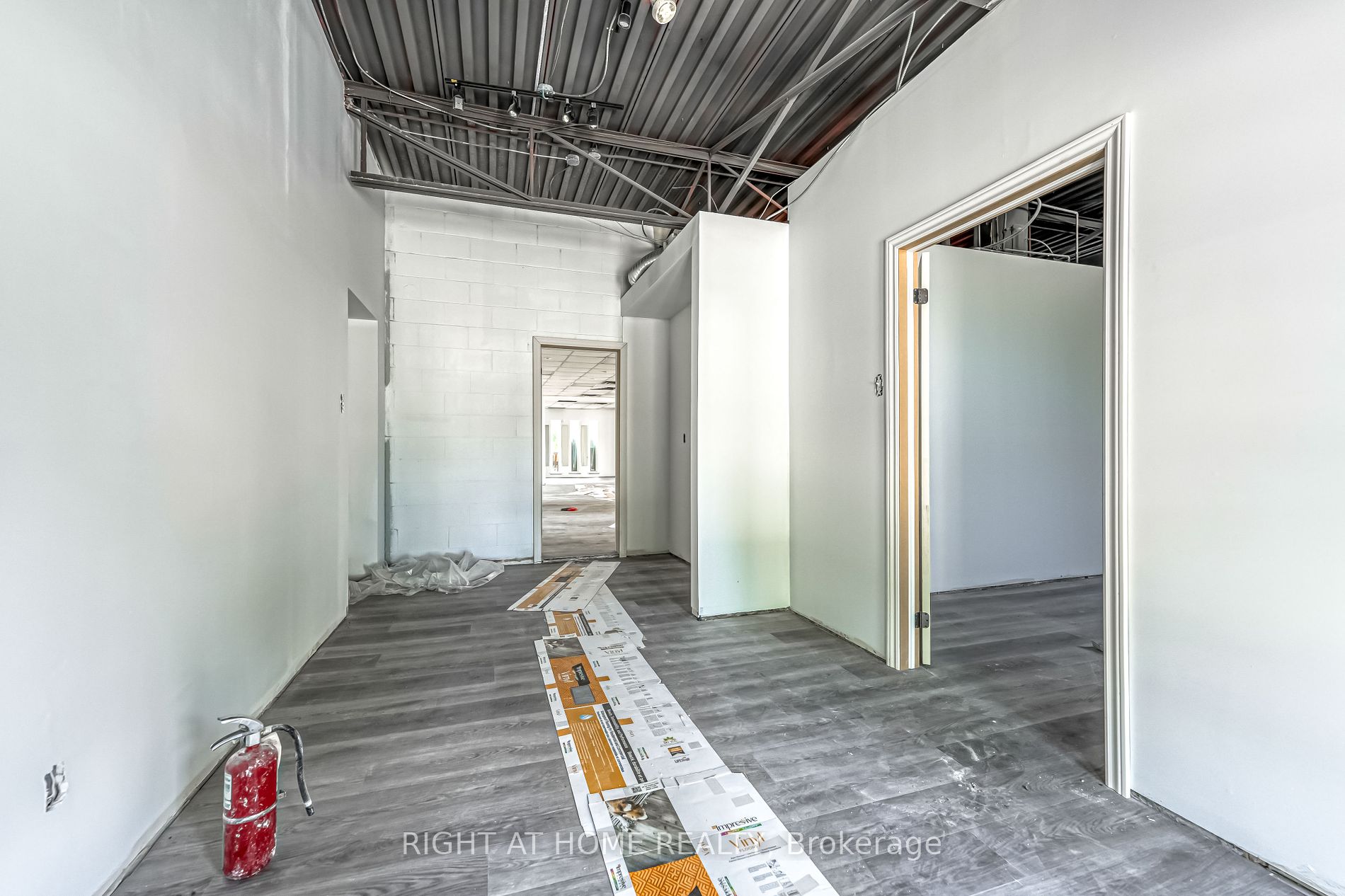 214 Randall St