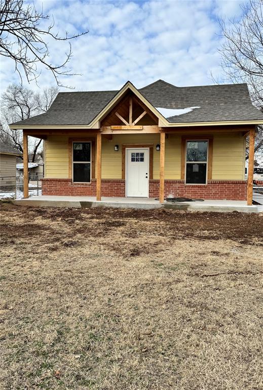 Seller is offering $5,000 toward buyer’s closing costs! Recently built home located in the heart of OKC. This beautiful property offers everything you need for peace of mind. Situated on a corner lot, the home features an open-concept layout with a high-ceiling living room, modern kitchen, 3 bedrooms, and 2 bathrooms. The primary bedroom includes a walk-in closet, plus a dedicated laundry room for added convenience.Outside, enjoy a covered porch and a 2-car driveway, perfect for everyday living and entertaining.