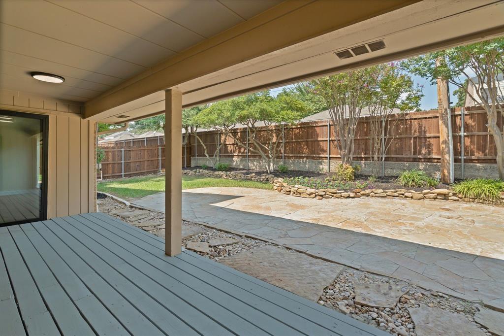 2011 Riverforest Drive