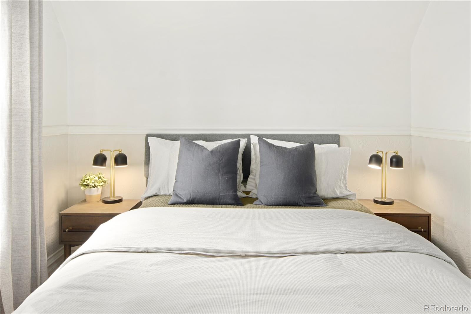 2088 S Pennsylvania Street