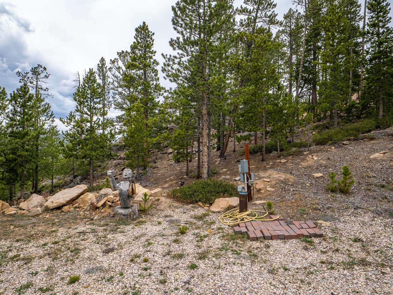 120 Shuswap Ct