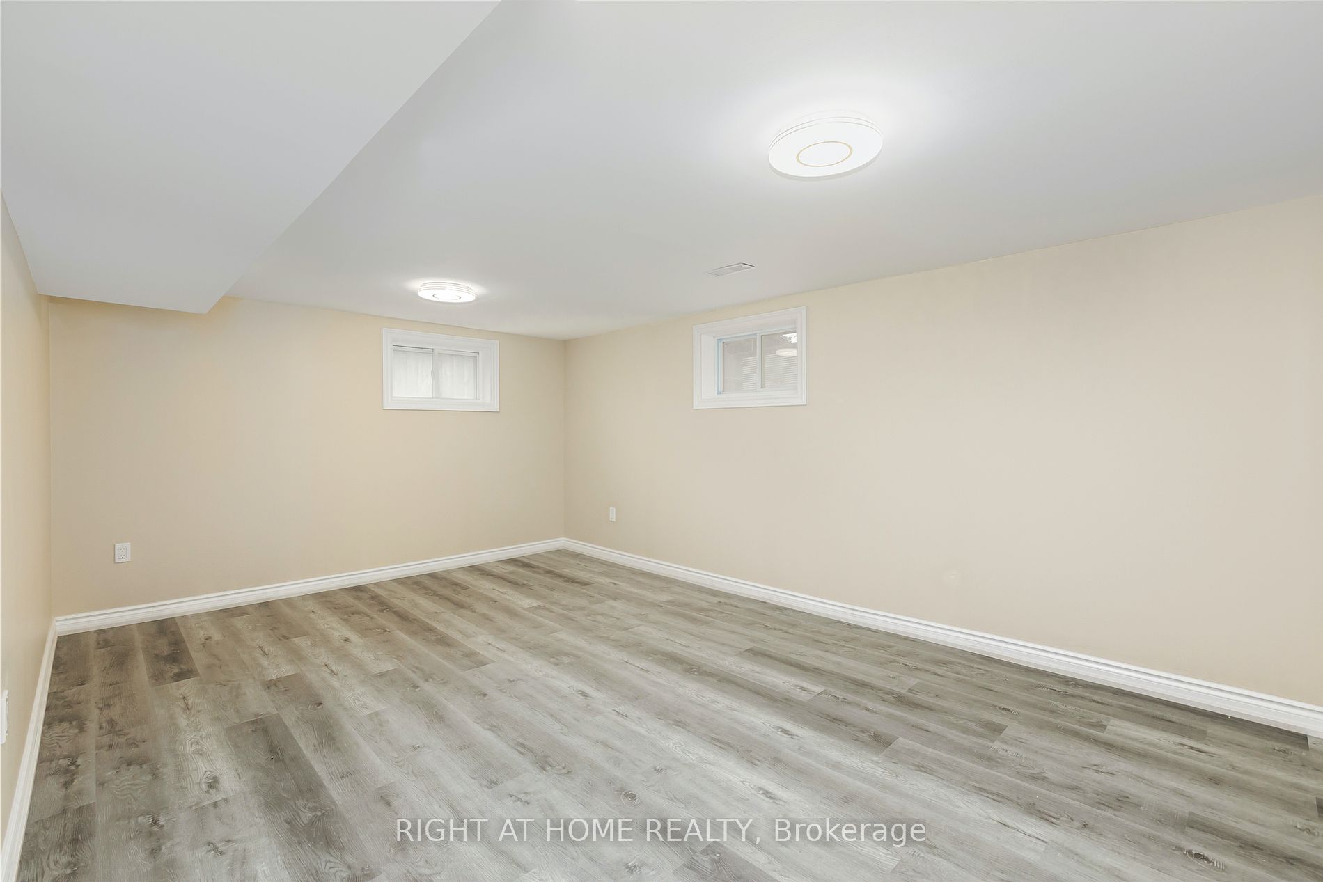 228 Greenwood Ave