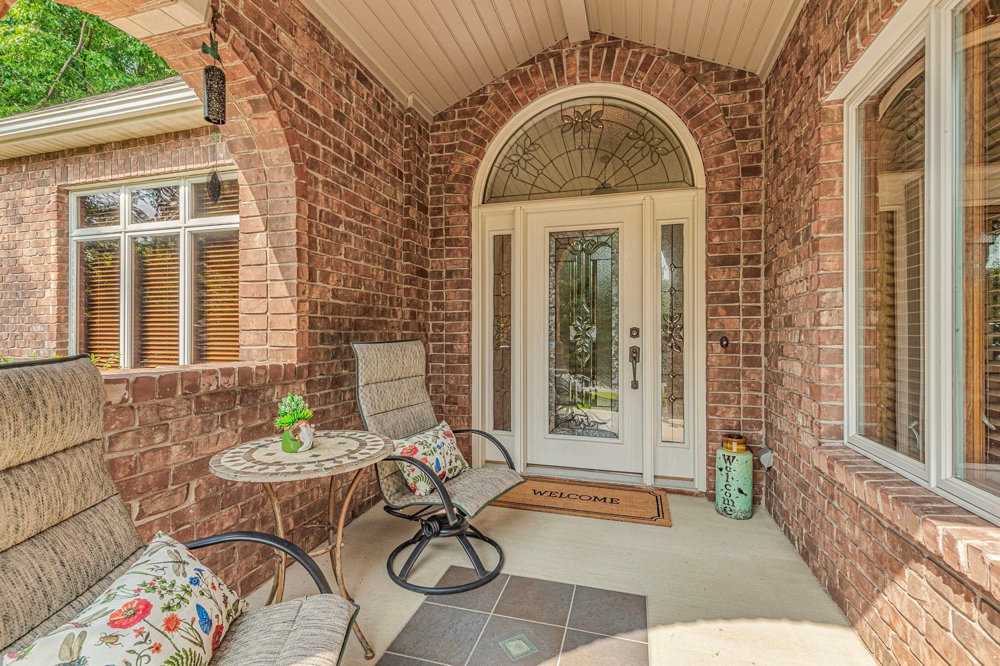 1621 Blackberry Circle