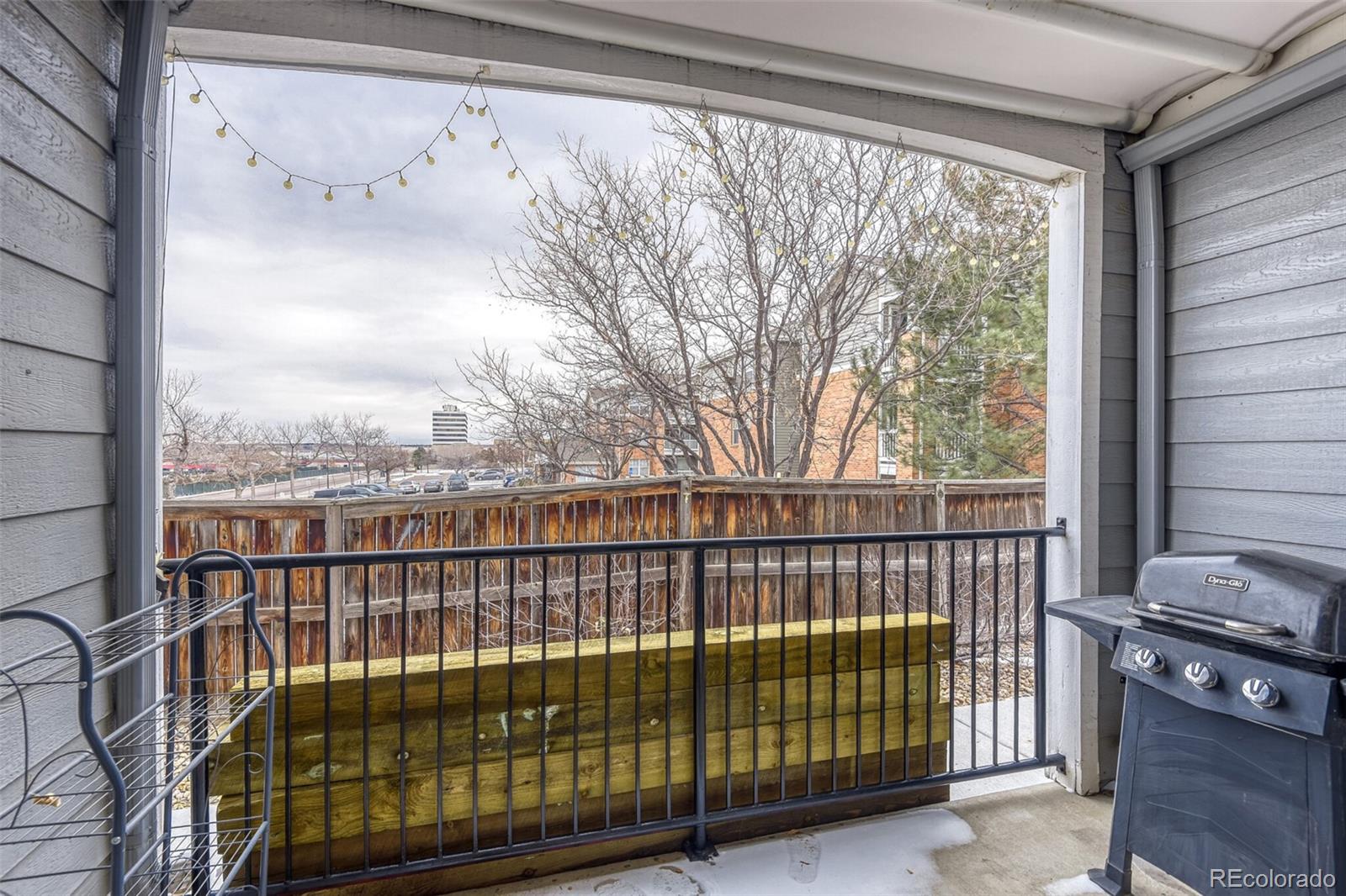 8500 E Jefferson Avenue 10G
