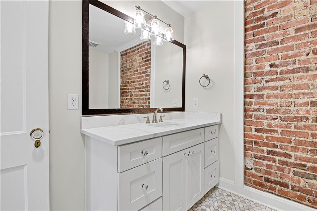 5600 Brookside Boulevard