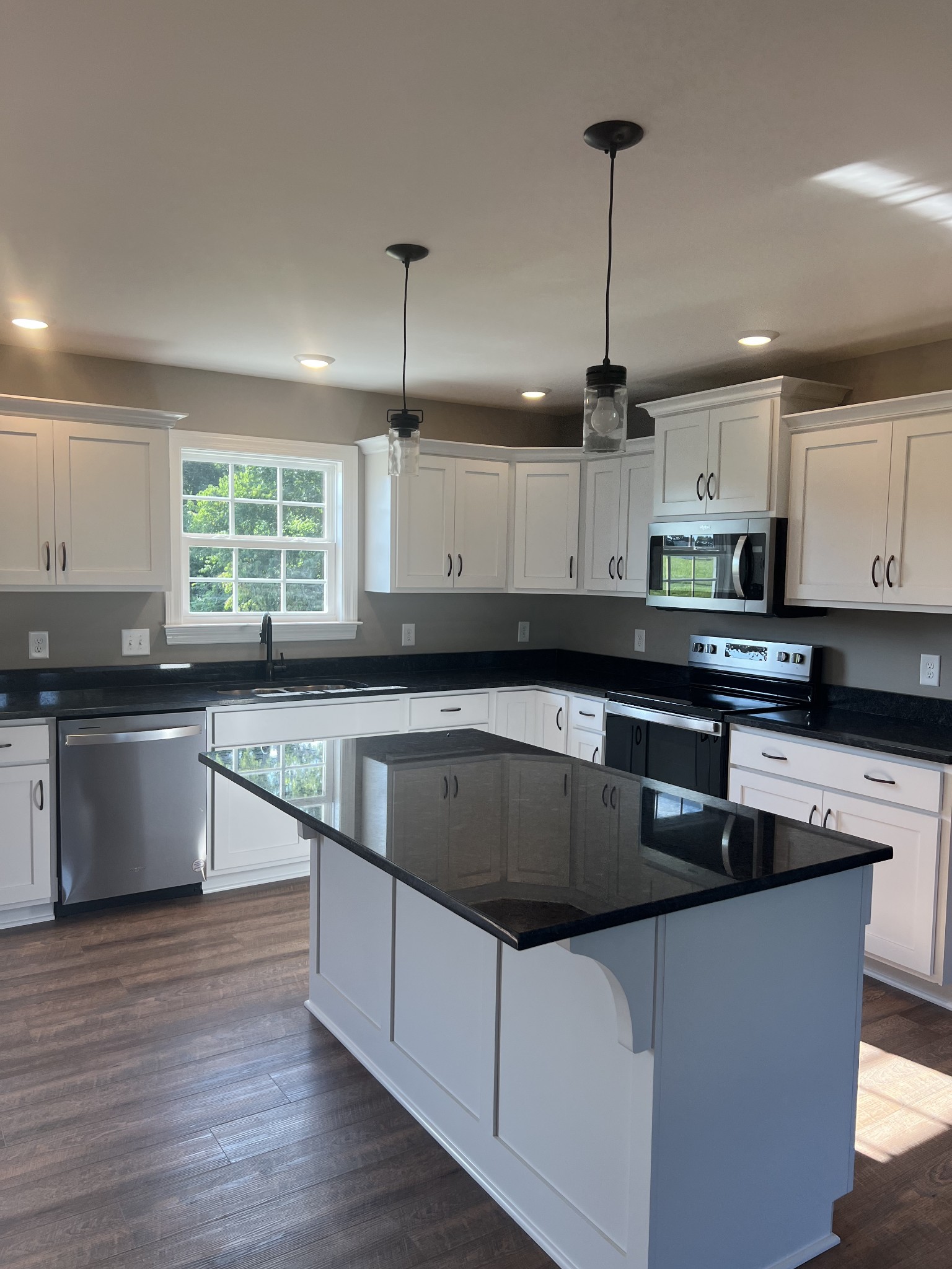 4621 South Old Highway 31W