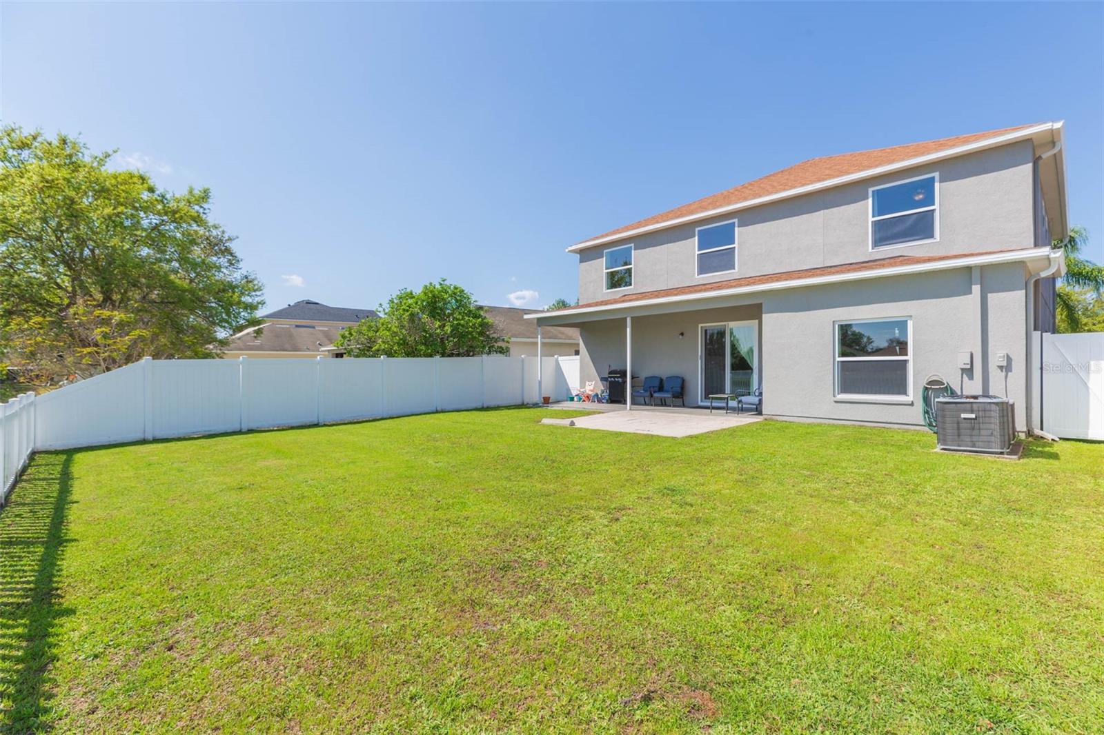 7352 Cutwater Lane