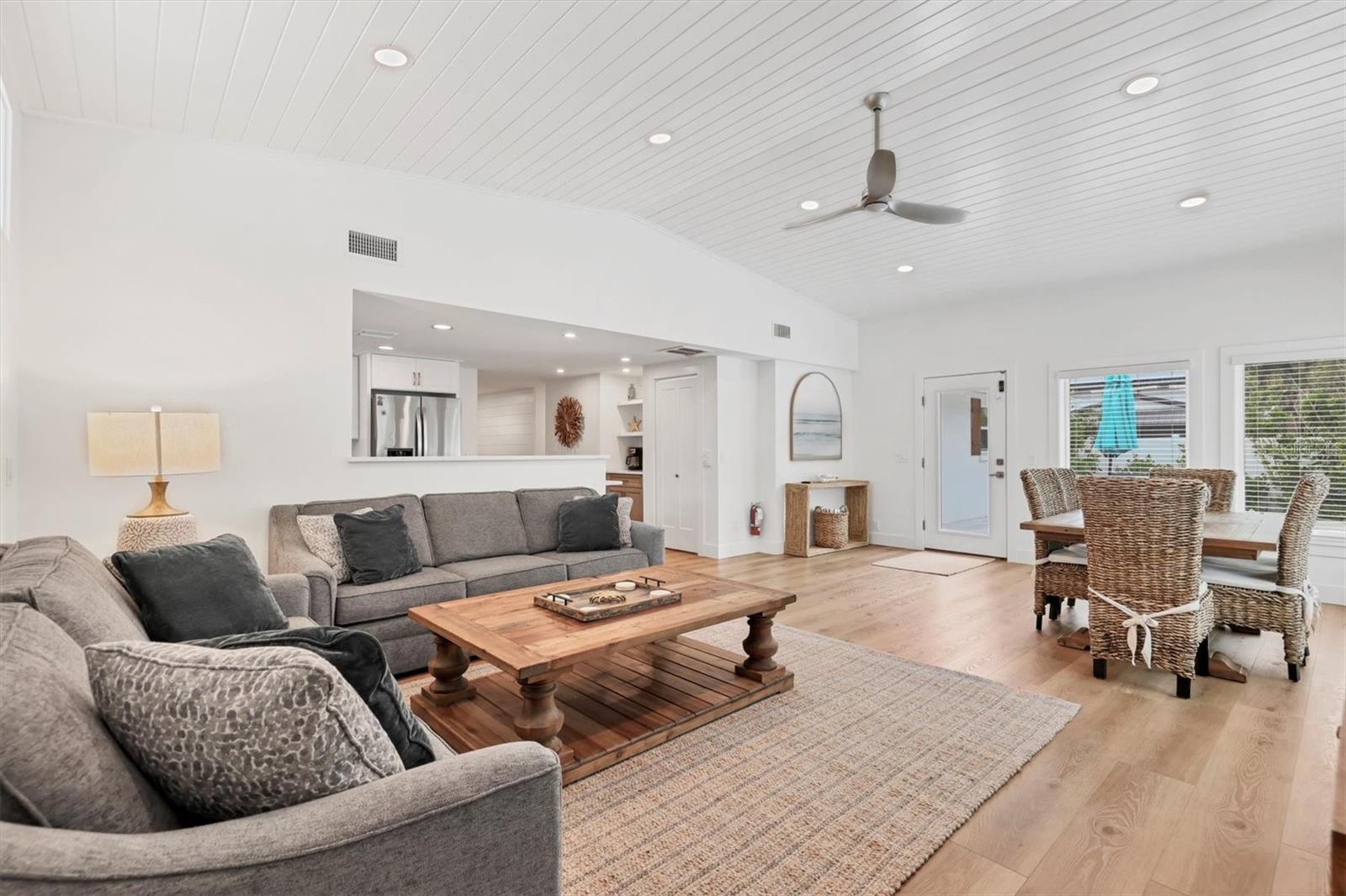 270 Gladiolus Street