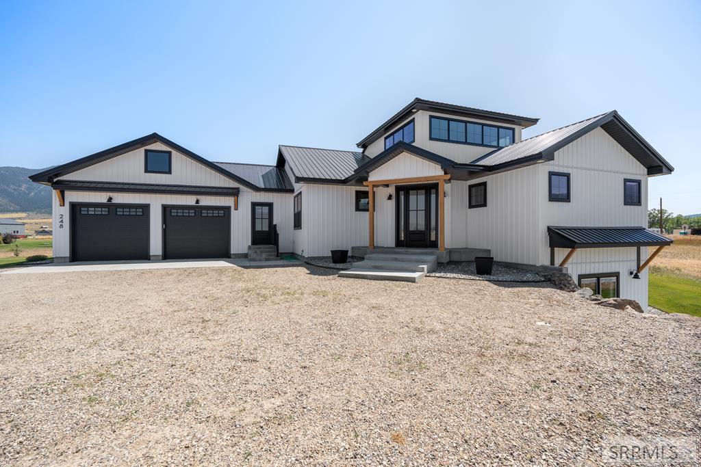 248 S River Run Court