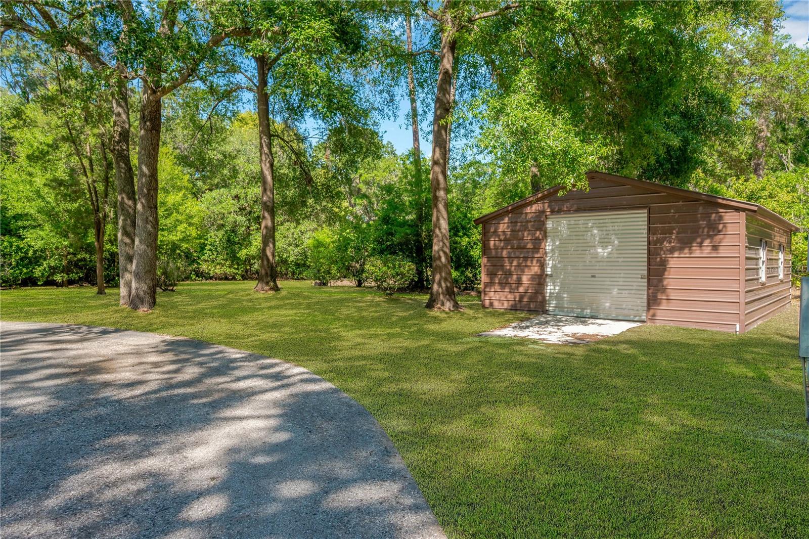 4221 Brackwood Road