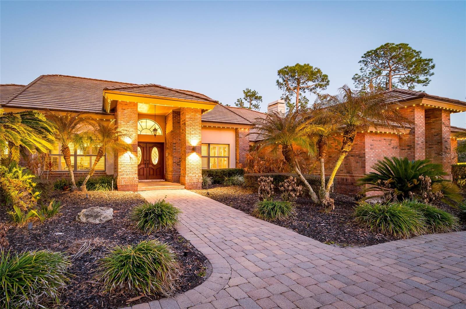 6329 W Maclaurin Drive