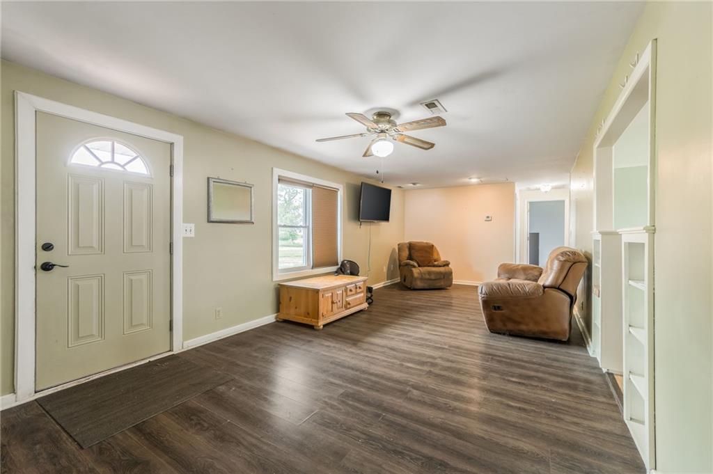 7226 E State Route F Highway