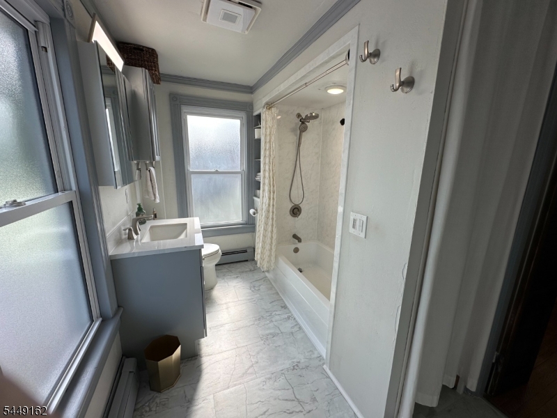 17 N Lincoln Ave — photo 11 of 15