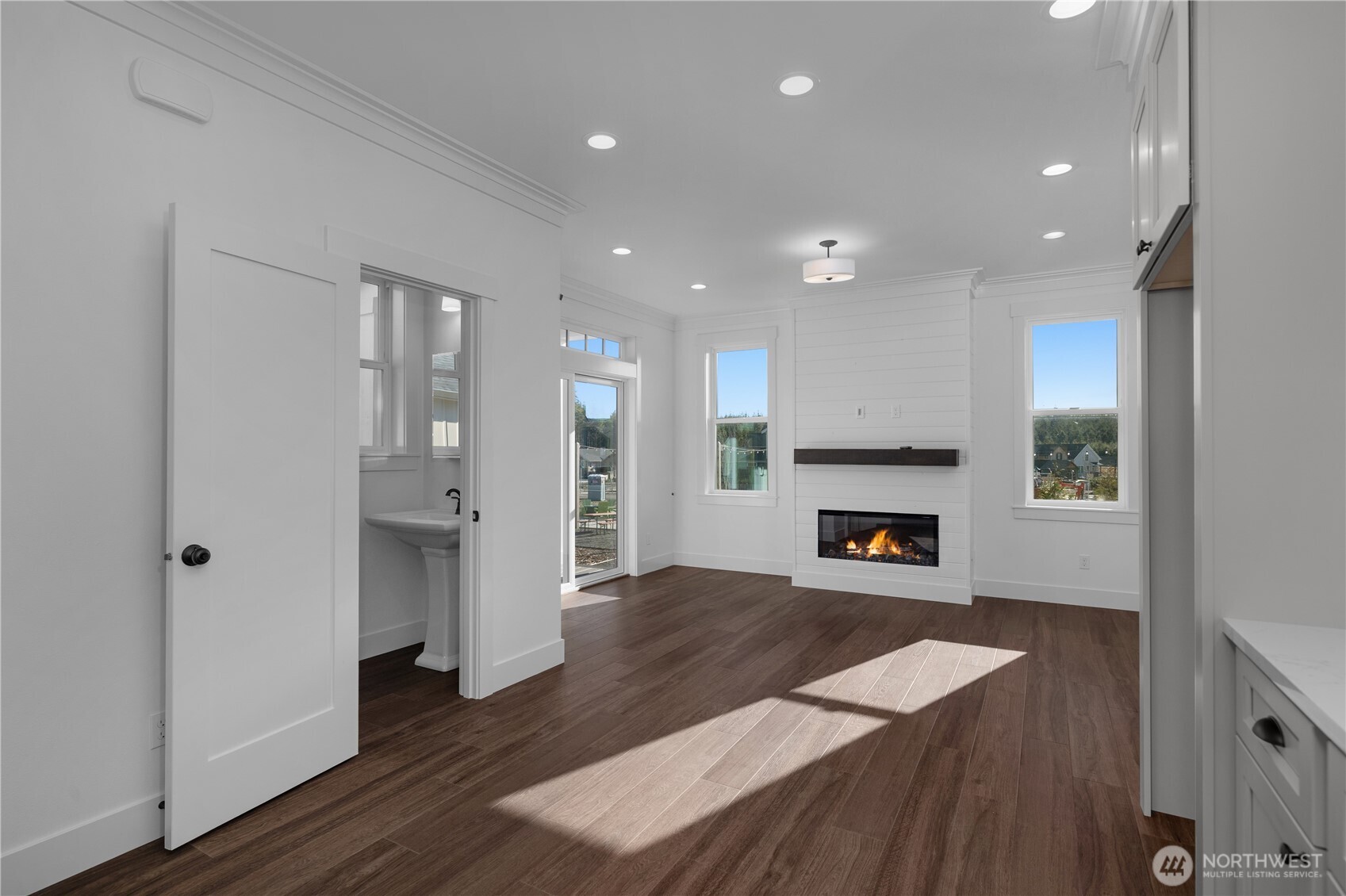 4 Springboard Street