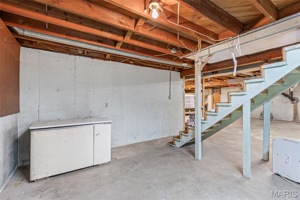 303 N Carter Street