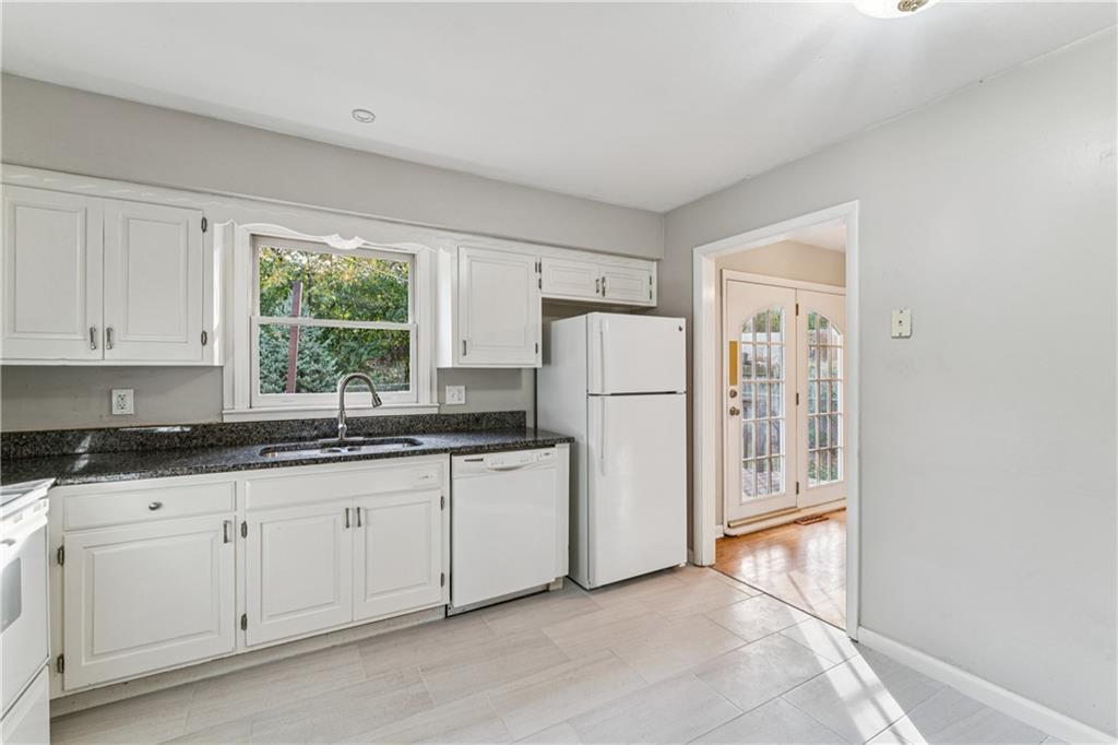 5007 Outlook Street