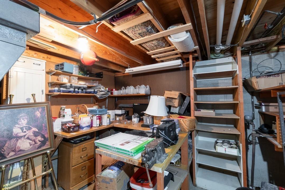 1202 Ellis Drive