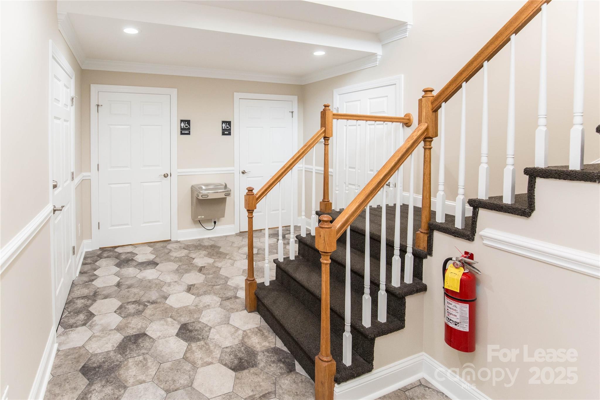 214 Main Avenue Drive