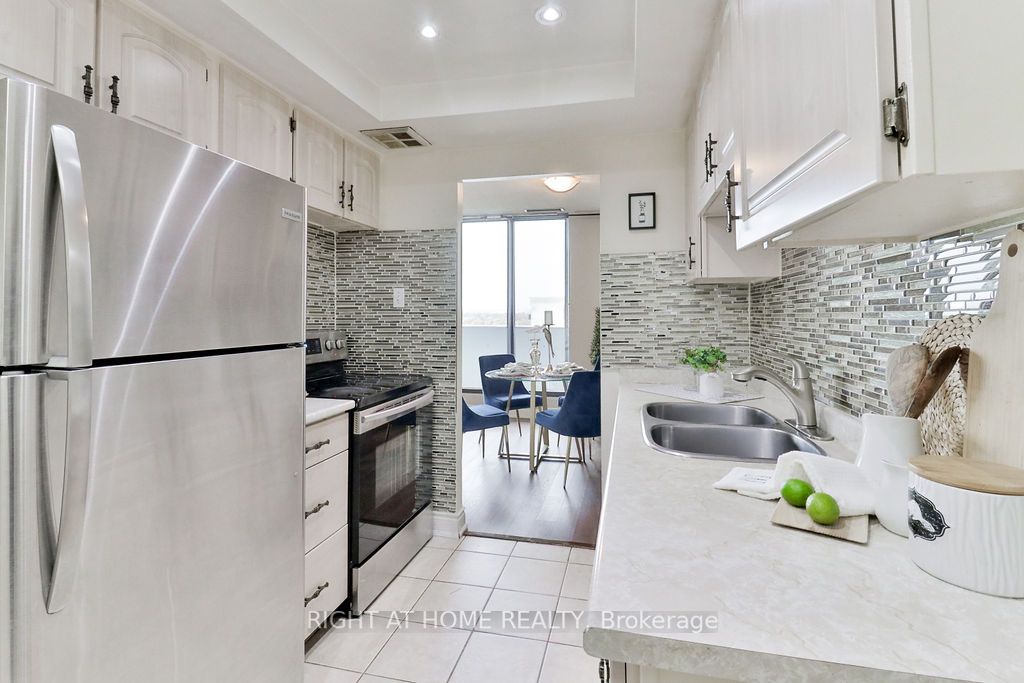 10 Stonehill Crt 1408