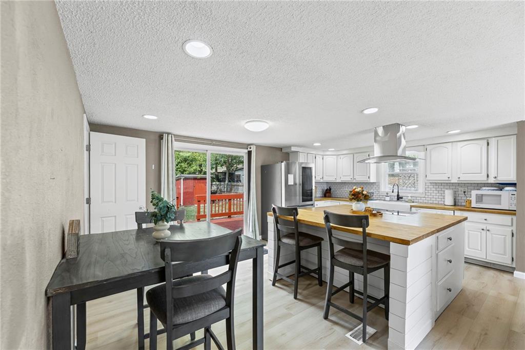 4509 NW 50th Terrace