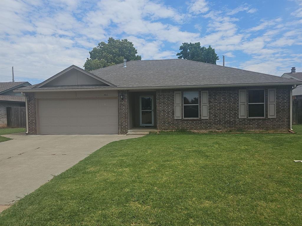 Welcome to this stunning 3 bedroom, 2 bathroom home located in the desirable area of Edmond, OK. This home features wood laminate flooring throughout, stainless steel appliances in the kitchen, and beautiful granite countertops. The spacious master bathroom boasts a large walk-in shower, perfect for unwinding after a long day. Natural light floods the home through the large windows, creating a bright and inviting atmosphere. Don't miss out on the opportunity to make this house your home! Pets case by case!

Tenant is responsible for refrigerator and washer/dryer.
Range, dishwasher and microwave are included
Refrigerator included as is

All Camber Property Management & Leasing residents are enrolled in the Resident Benefits Package (RBP) for $45.00/month which includes renters' insurance, credit building to help boost your credit score with timely rent payments, $1M Identity Protection, HVAC air filter delivery (for applicable properties), our best-in-class resident rewards program, and much more! More details upon application.