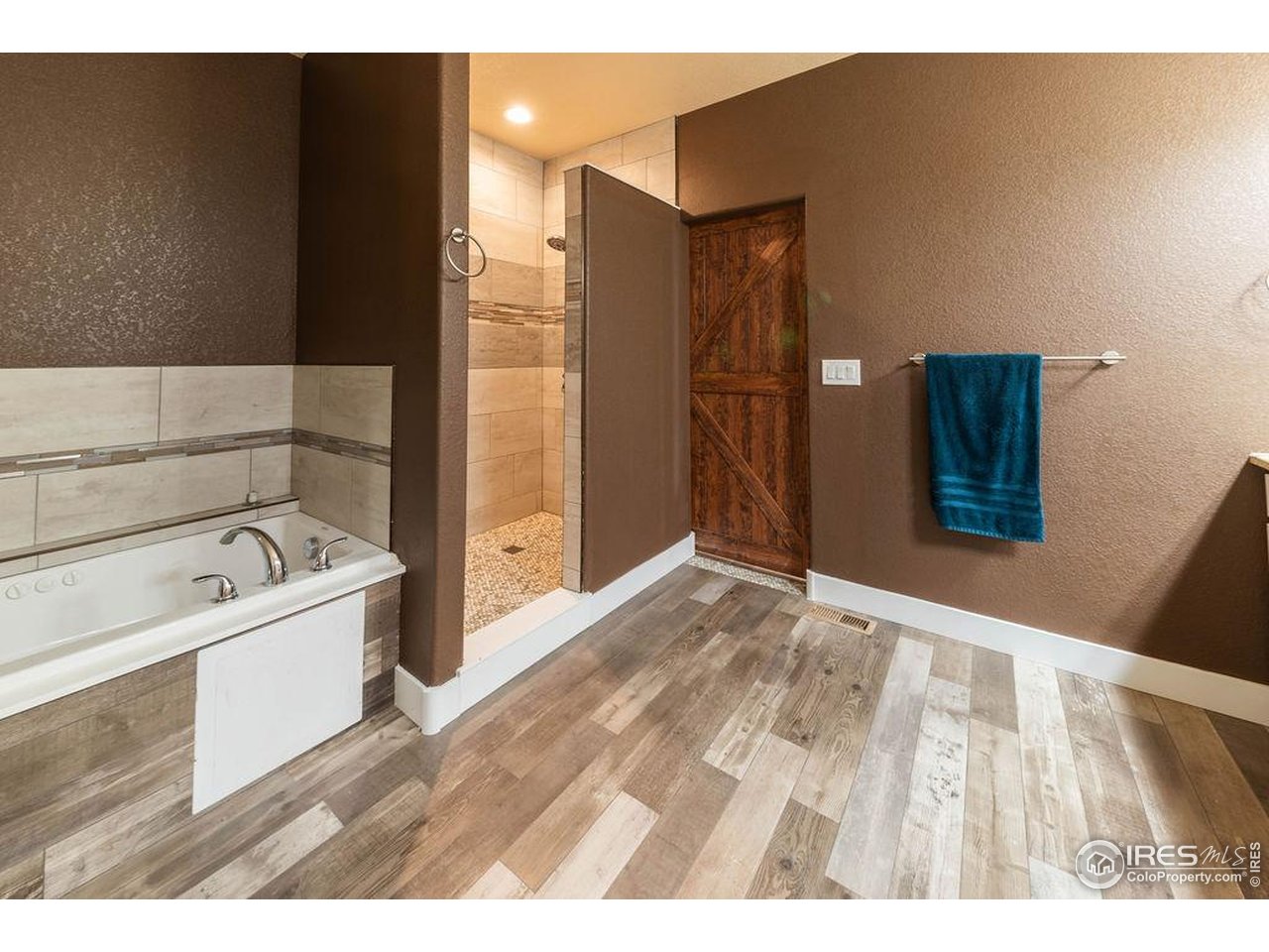 27850 Hopi Trl W