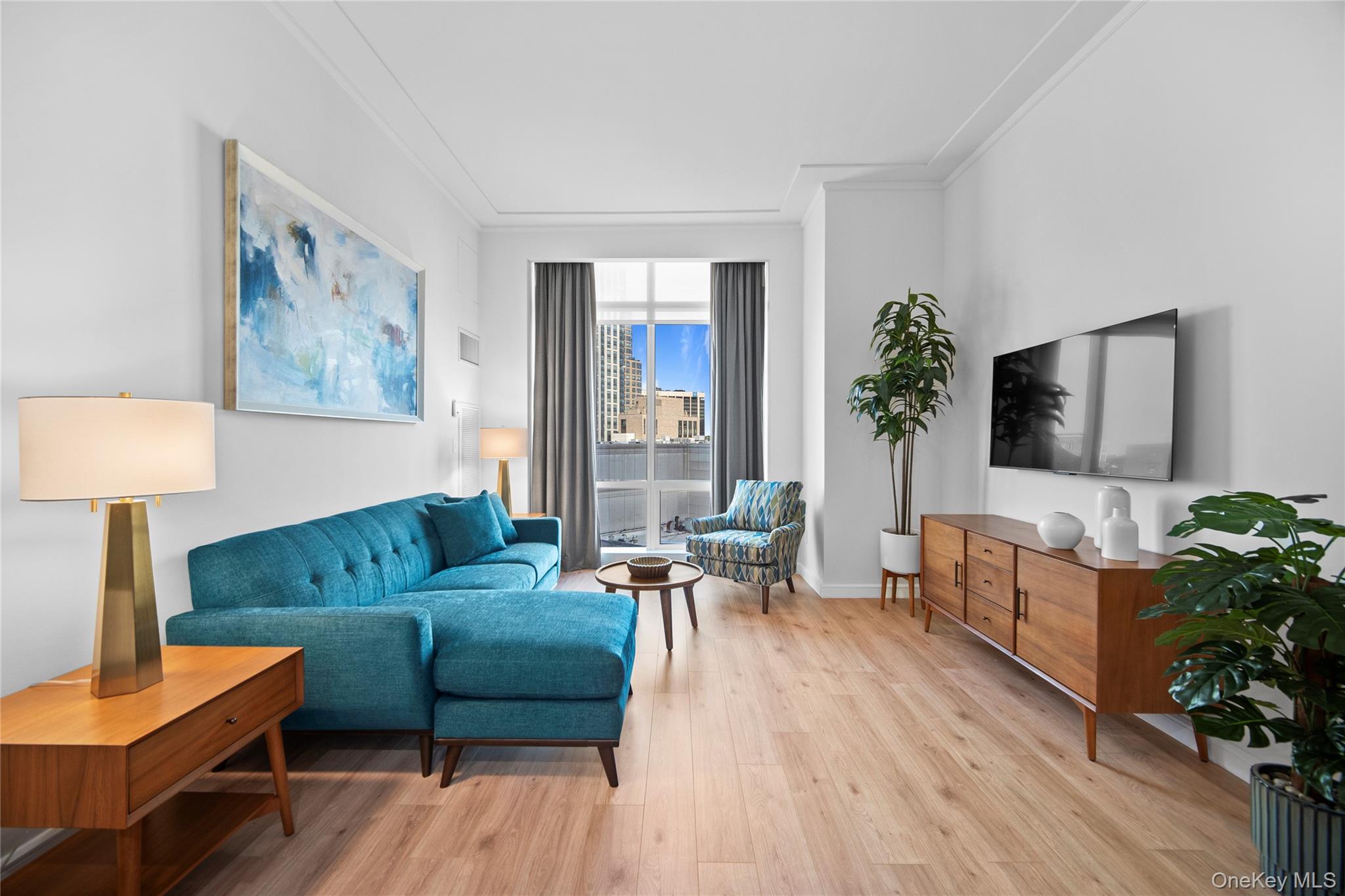 1 Renaissance Square 10B