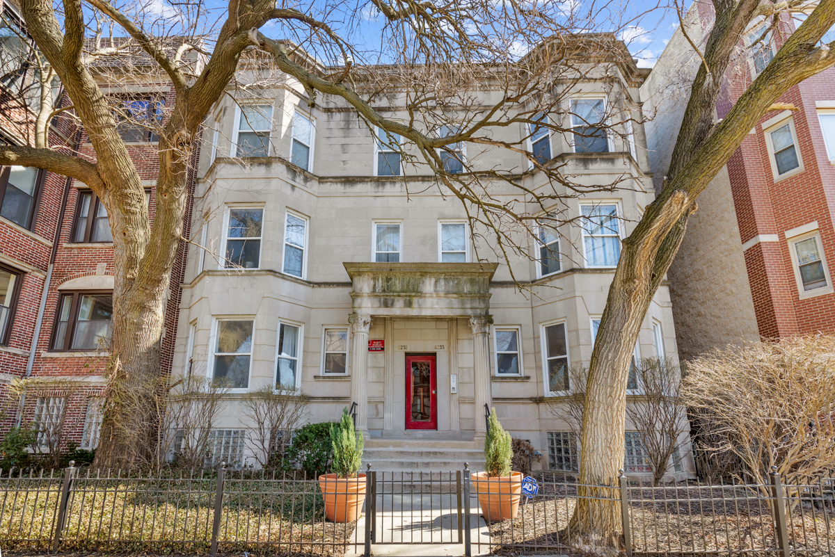 Welcome to the heart of New Woodlawn! This spacious 3-bedroom, 2-bath condominium offers the perfect blend of comfort, style, and location in one of Chicago's most dynamic neighborhoods. Enjoy convenient access to the newly opened Obama Presidential Center, the University of Chicago, and the Woodlawn Central development just steps away. You'll also be surrounded by new residential developments and neighborhood favorites, including Robust Coffee Lounge-only a two-minute walk from your front door.  Inside, the thoughtfully designed open floor plan provides a welcoming space for everyday living and entertaining. The updated kitchen features sleek cortez countertops and stainless-steel appliances, while gleaming hardwood floors, new bedroom carpeting, modern light fixtures, and a decorative fireplace add warmth and contemporary style throughout. Additional conveniences include two full bathrooms and an in-unit washer and dryer.  A building-wide deck replacement project is currently underway, giving the new owner the added benefit of a brand-new, secure outdoor deck to enjoy once completed.  Whether you're searching for your next home or an investment opportunity, this move-in-ready condo places you near transportation, education, culture, dining, and some of Woodlawn's most exciting new developments. Schedule your private showing today and experience all that New Woodlawn has to offer!